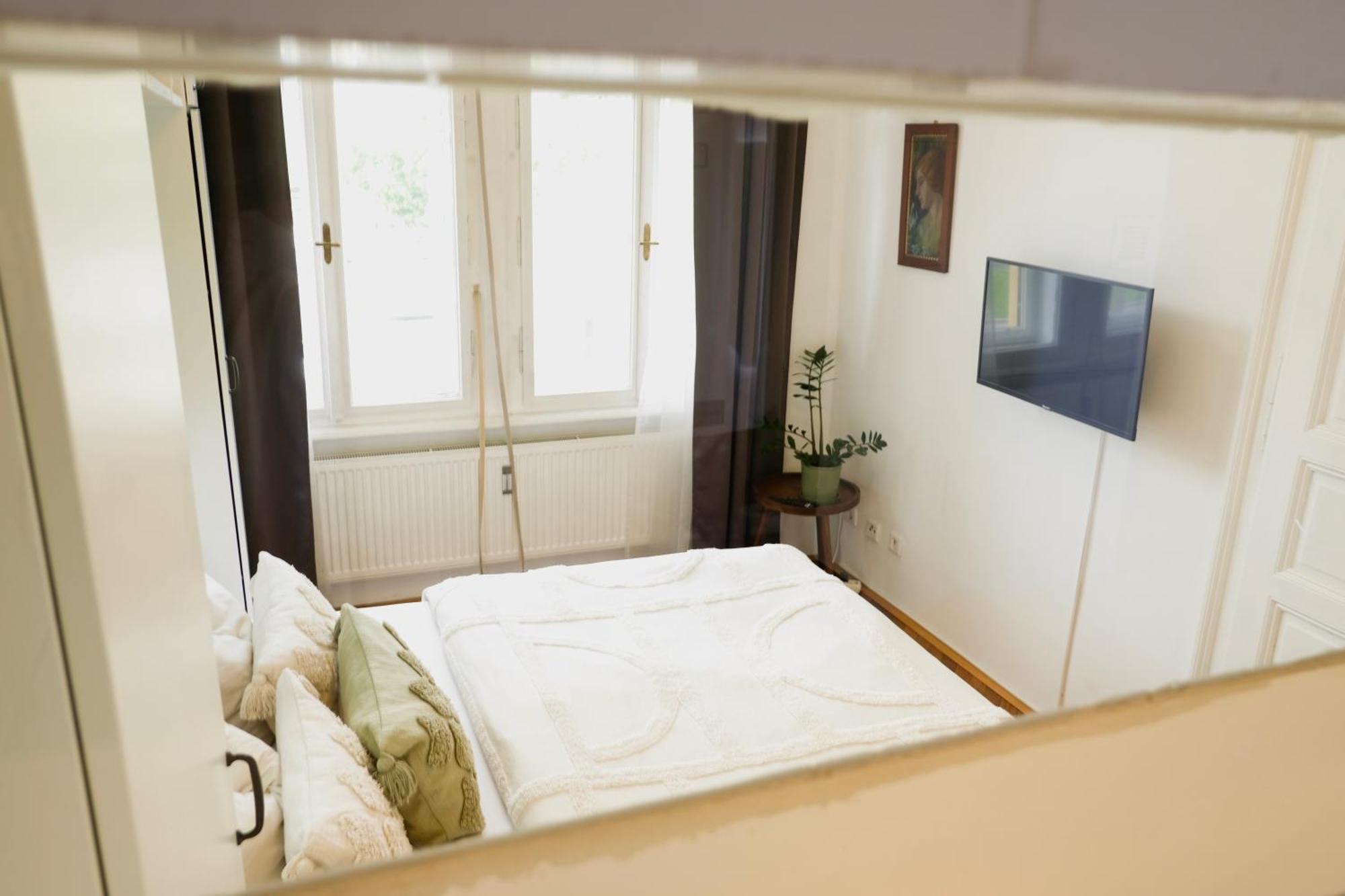 Stilvolles Apartment In Zentraler Lage - Free Parking Graz Exterior photo